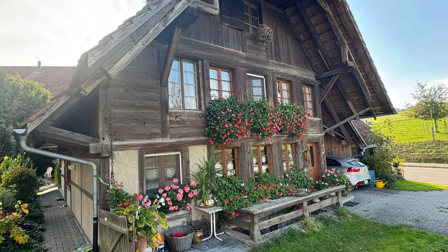 Bauernhof kaufen - Schnottwilstrasse 11, 3298 Oberwil b. Büren - Foto 2