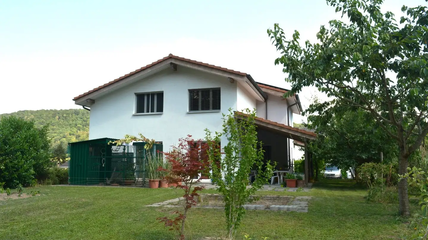 Single house for sale - 3238 Gals