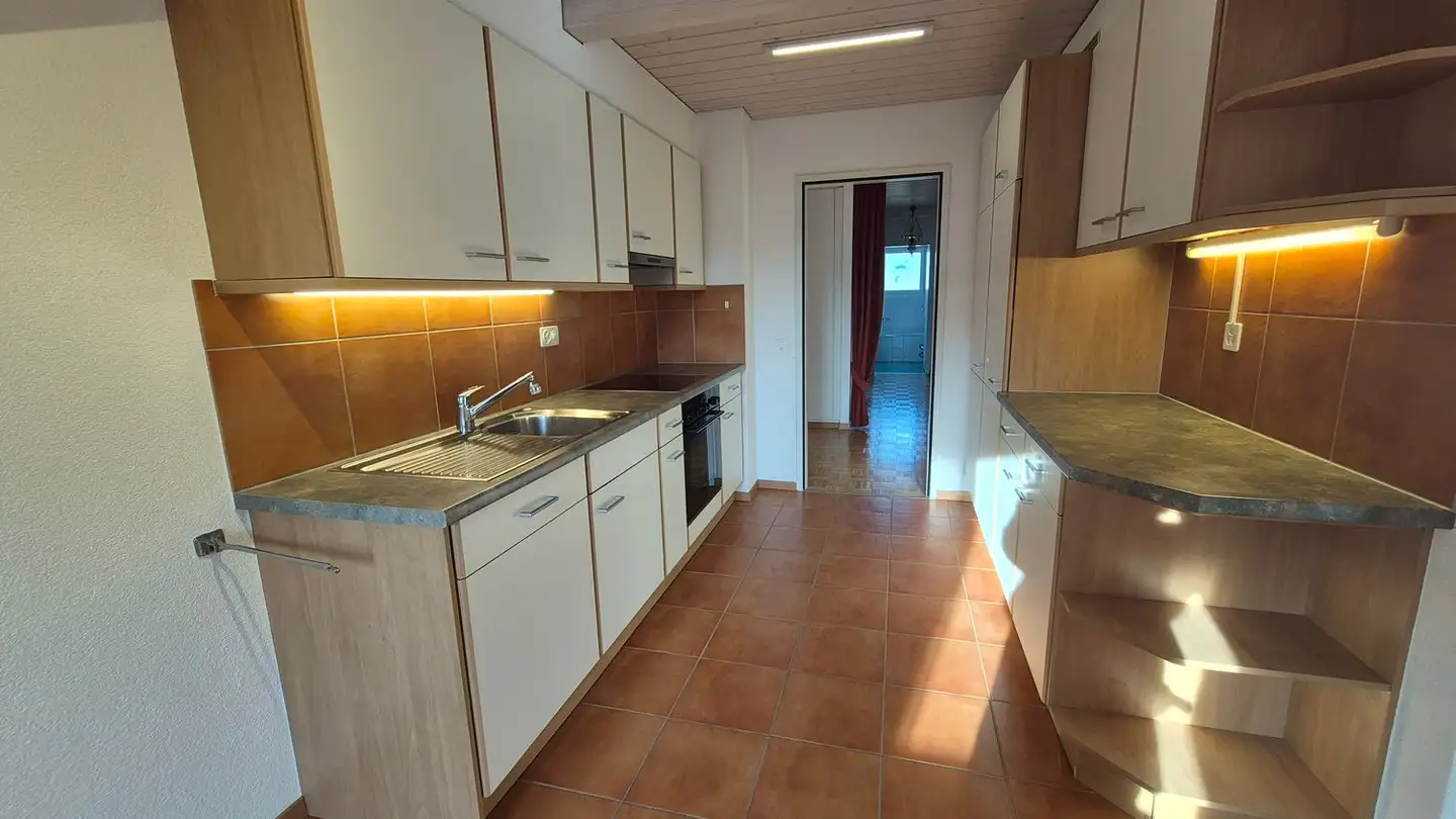 Attic flat for rent - Chemin Des Ecoliers 7, 1350 Orbe - Photo 4