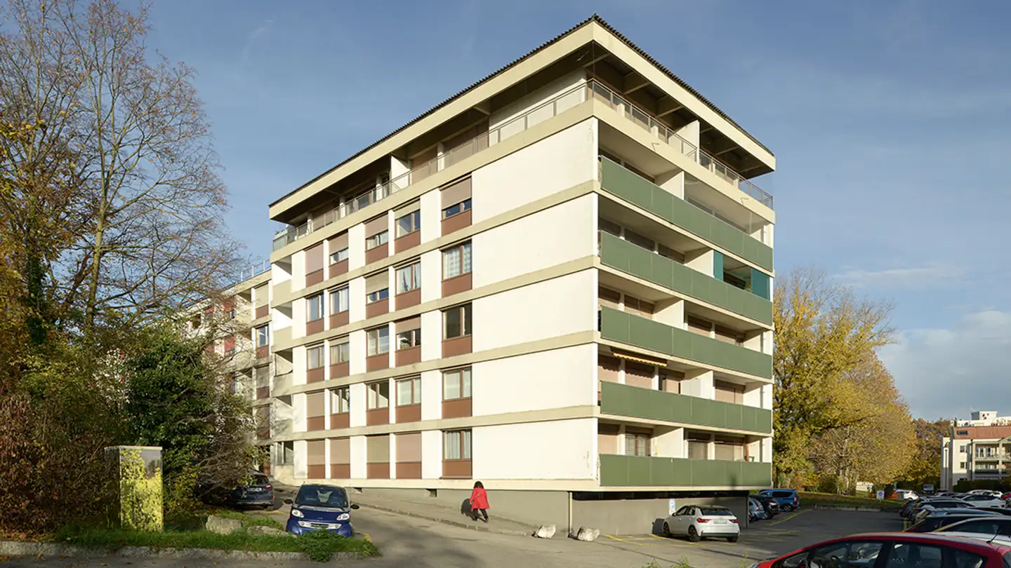 Place de parking extérieure à louer - Avenue Adrien- Jeandin 25, 1226 Thônex - Photo 2