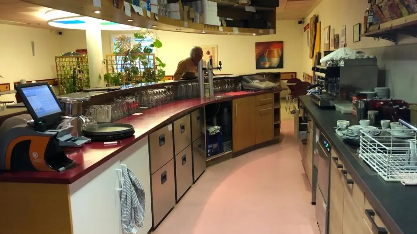 Restaurant for rent - Rue du Rhône 9, 1860 Aigle - Photo 3