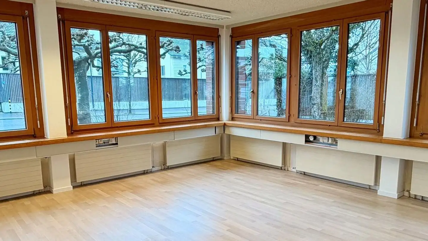 Office space for rent - Bahnhofstrasse 69, 8965 Berikon