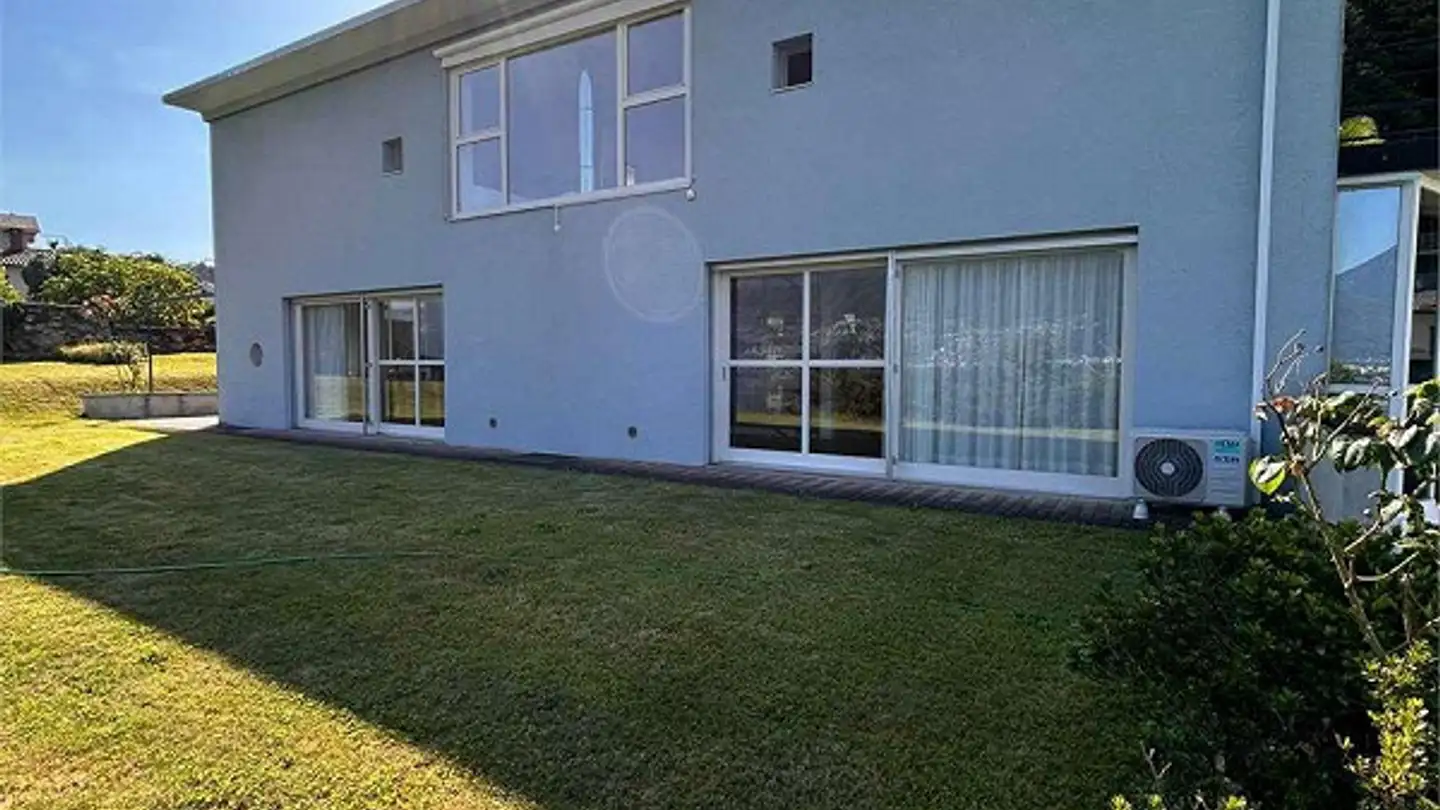 Villa in vendita - 6574 Vira (Gambarogno)