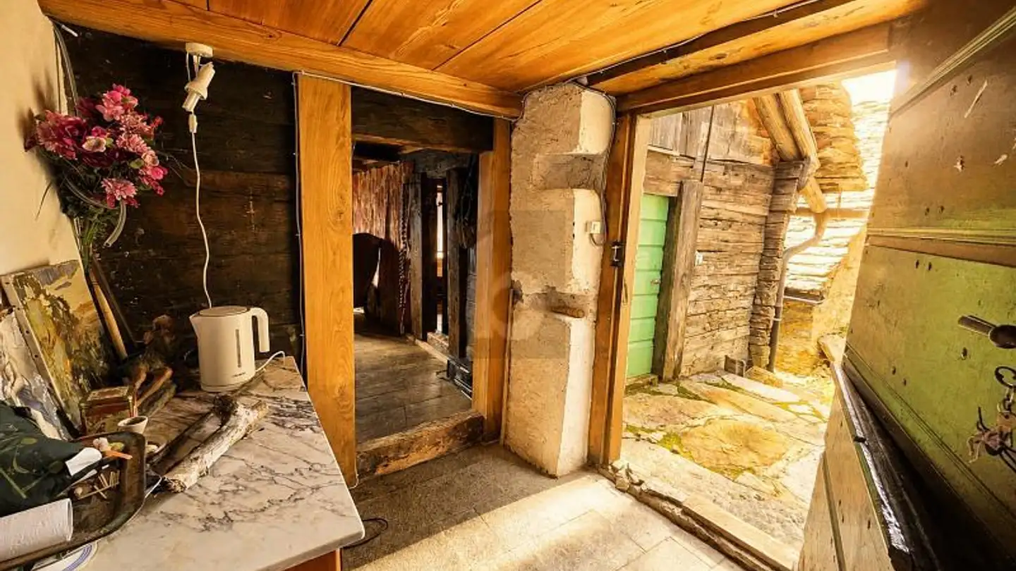 Chalet à vendre - 6749 Sobrio