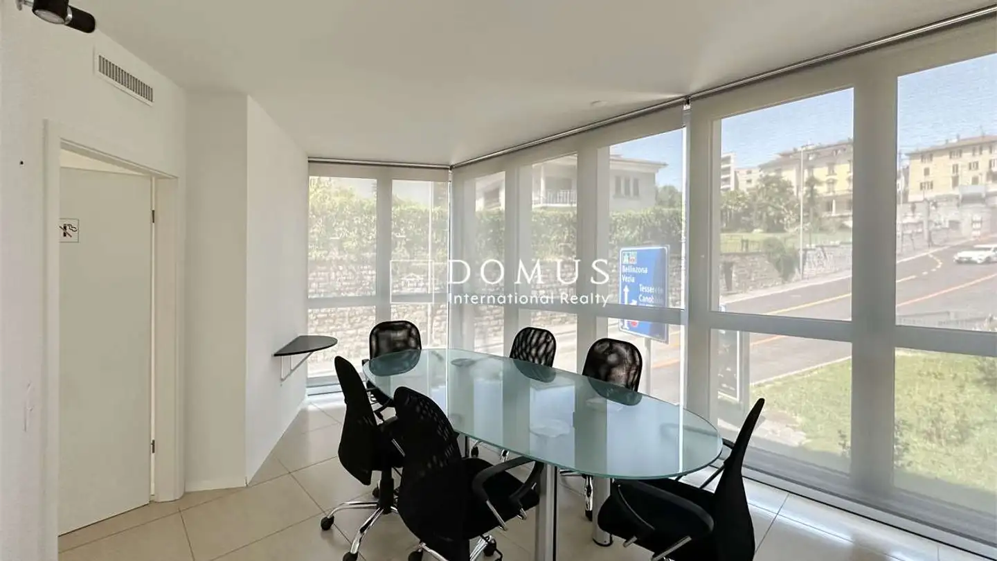 Bureau à louer - Via San Gottardo, 6942 Savosa