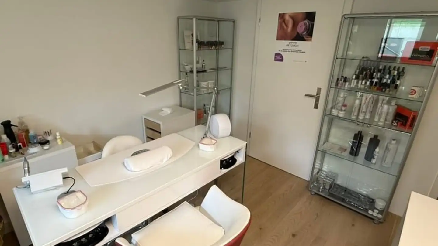 Cabinet médical à louer - Blumenstrasse 11, 8152 Glattbrugg - Photo 2