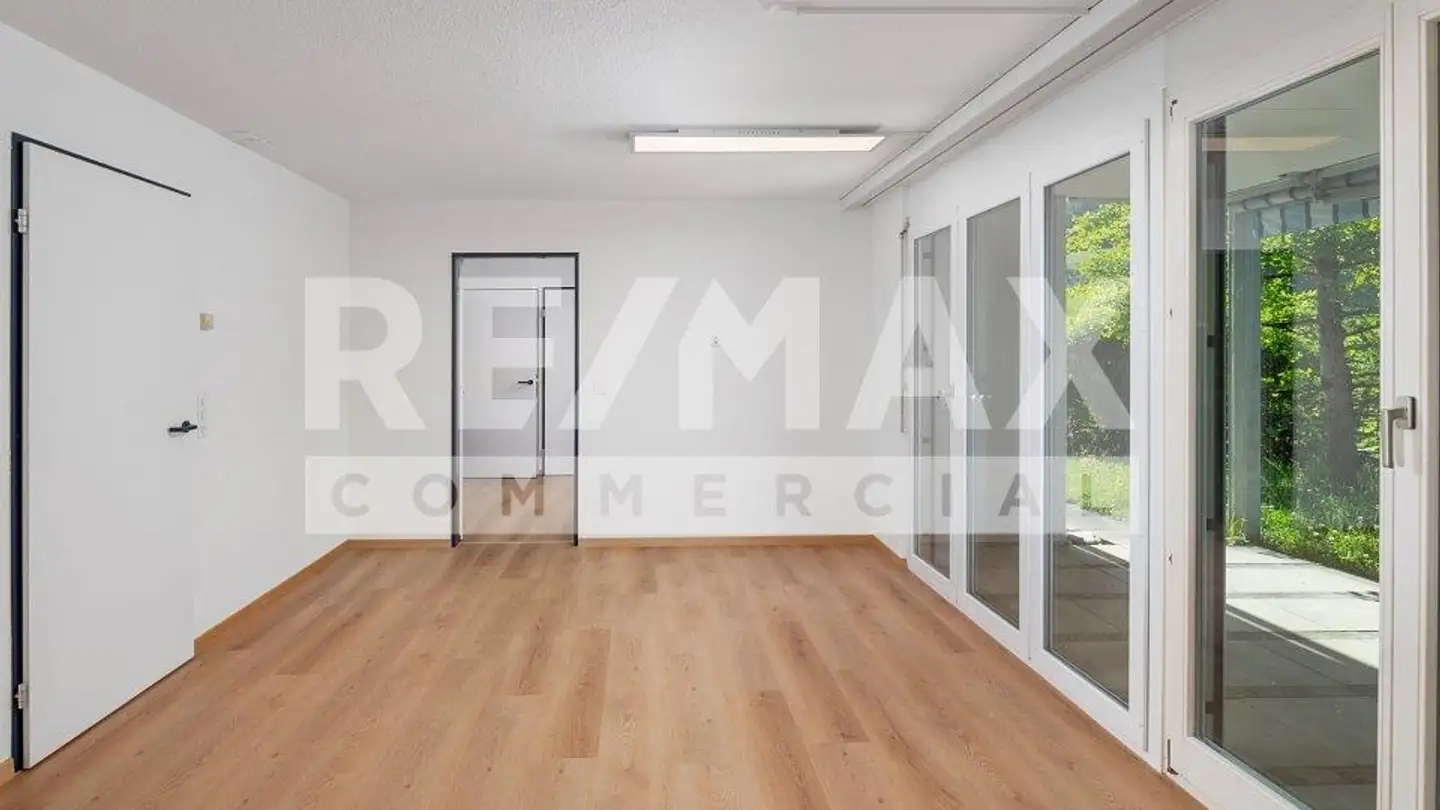Office space for sale - Wilenstrasse 126, 8832 Wilen b. Wollerau - Photo 2