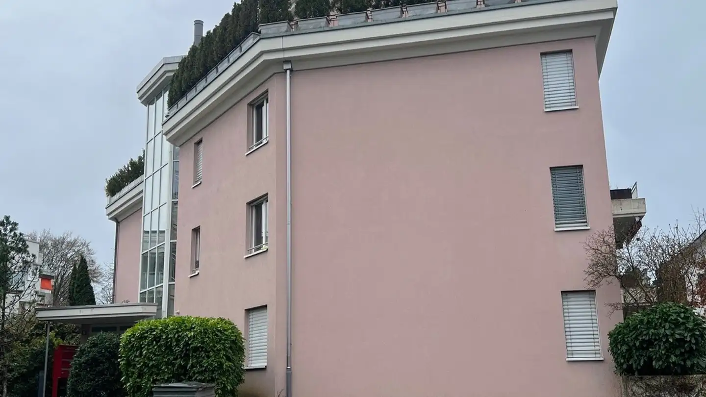 Appartement à louer - Friedhofstrasse 16, 8702 Zollikon