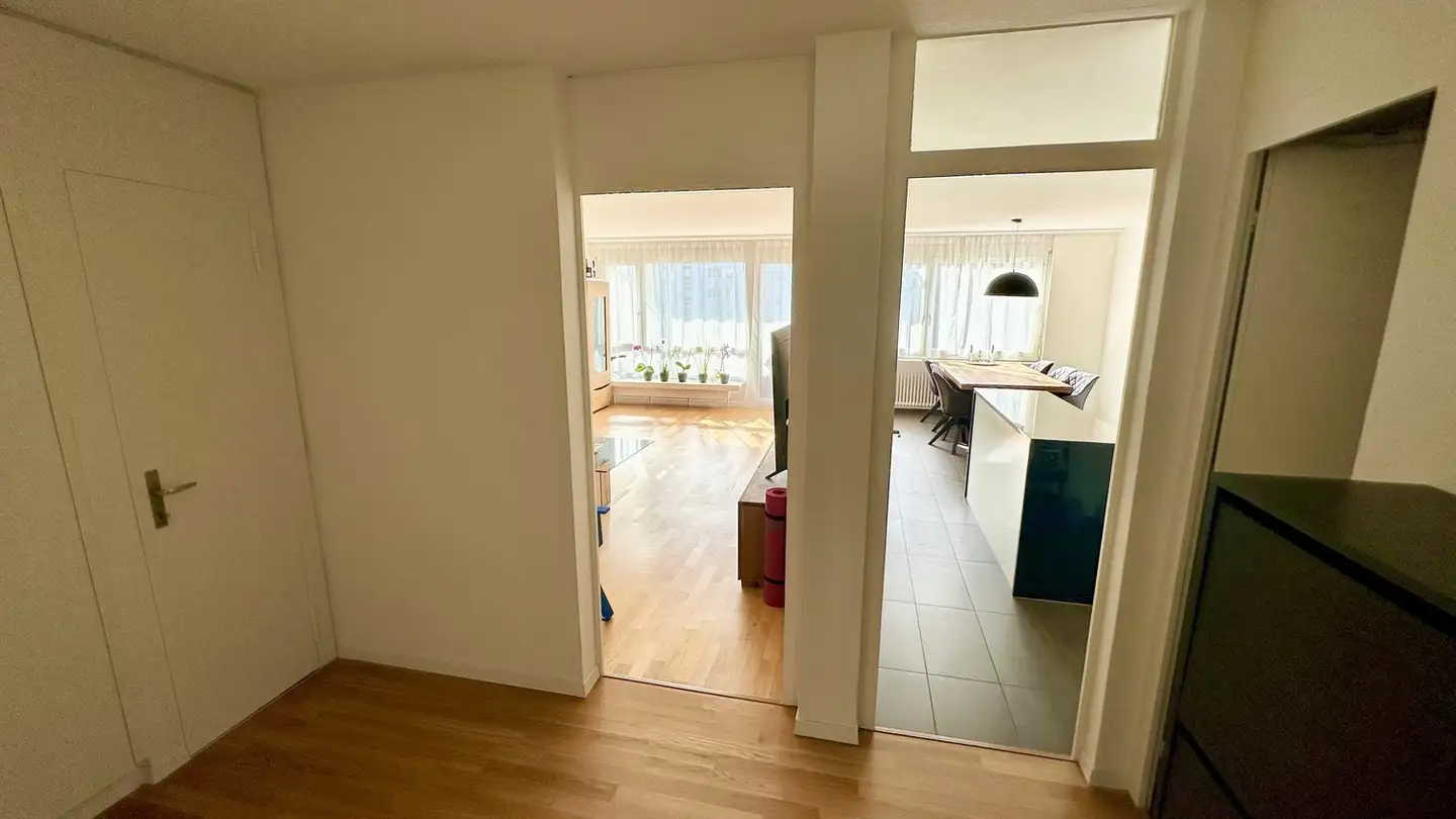 Apartment for rent - Buchholzstrasse 140, 8053 Zürich - Photo 2