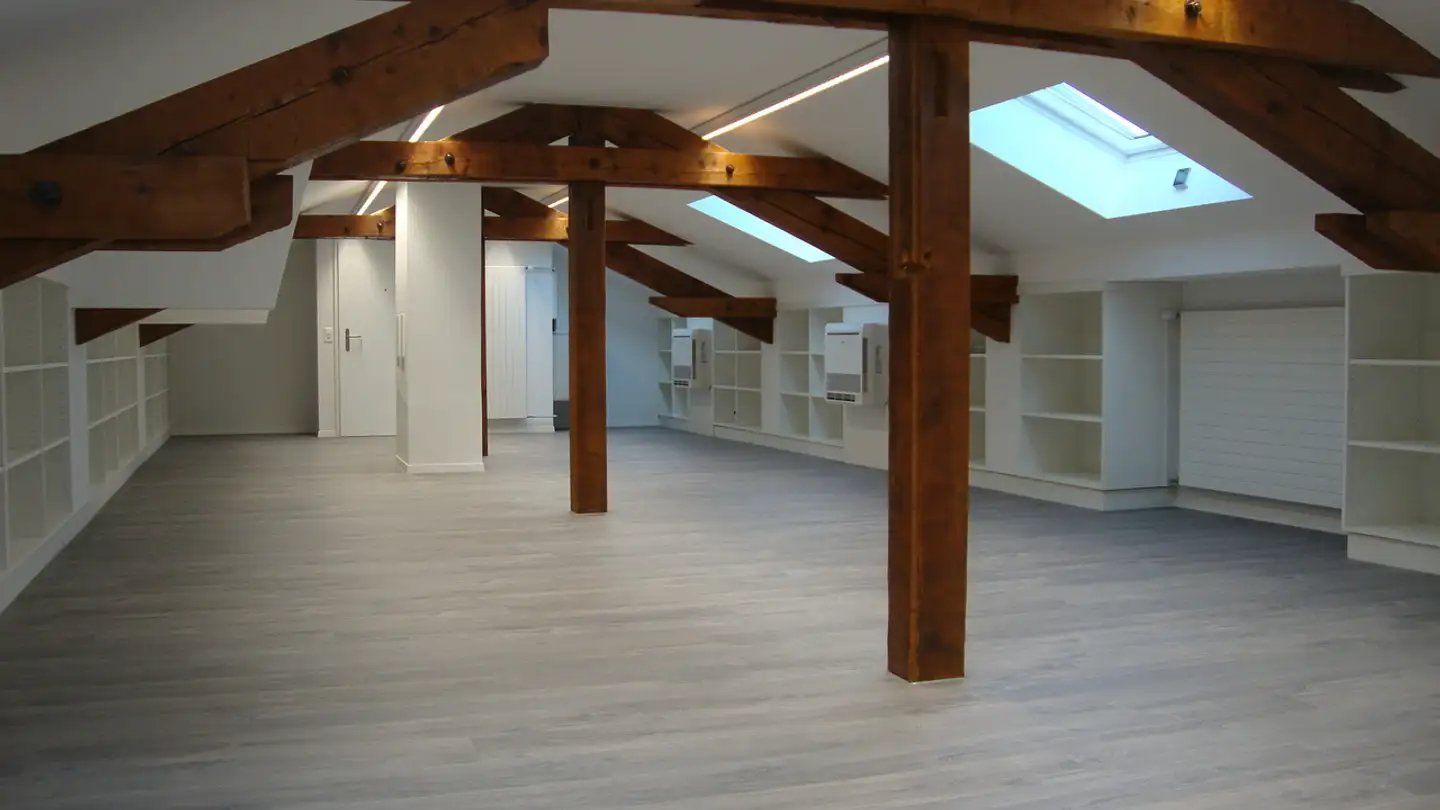 Commercial à louer - Freiburgstrasse 49, 3280 Murten