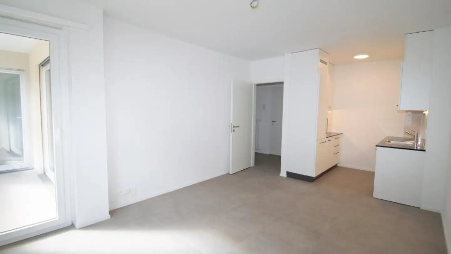 Apartment for rent - Via Generale Guisan 10, 6710 Biasca - Photo 3