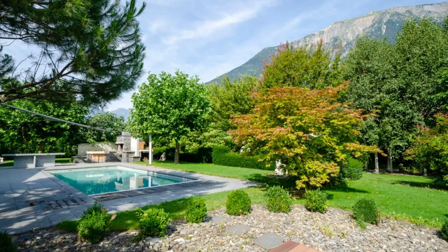 Single house for sale - 1926 Fully