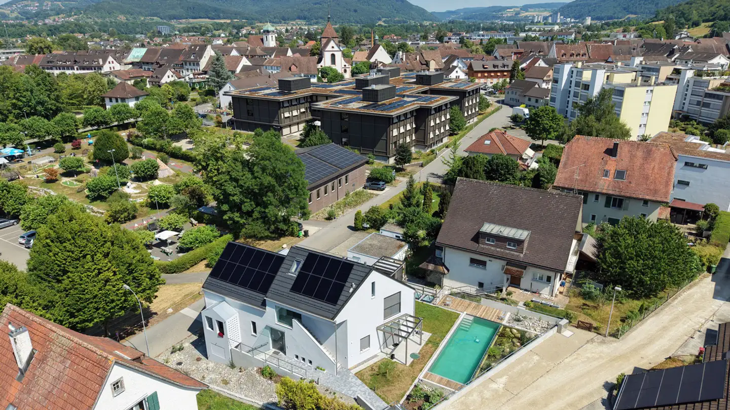 Dachgeschosswohnung mieten - Schlüsselstrasse, 5330 Bad Zurzach - Foto 2