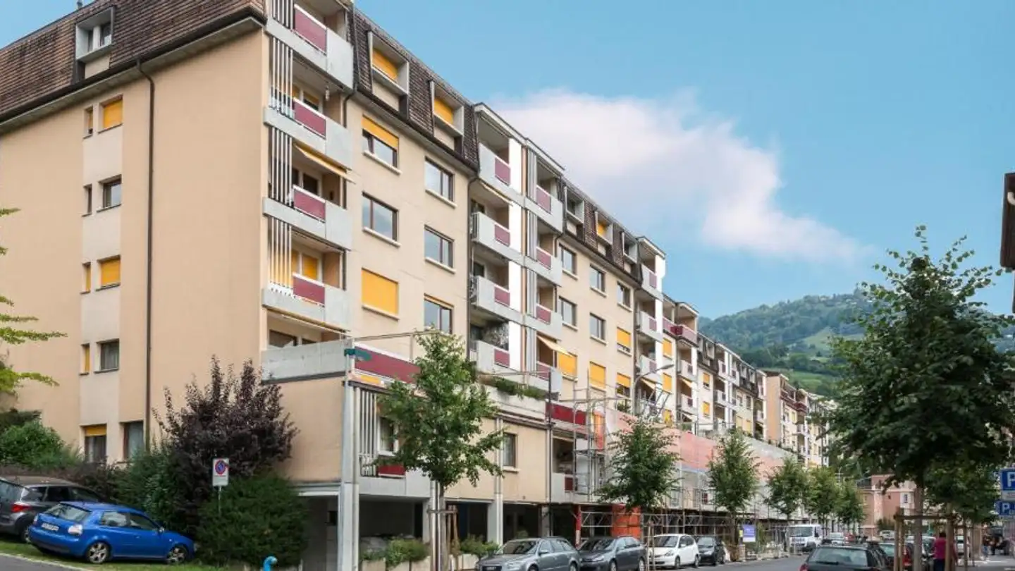 Place de parking souterraine à louer - Avenue De Belmont, 1820 Montreux