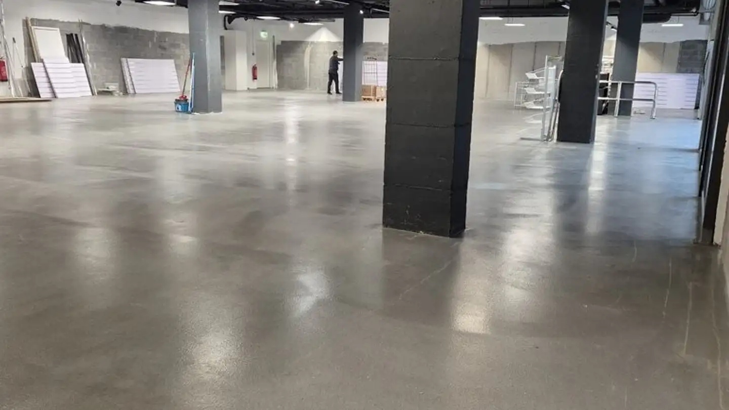 Negozio in affitto - Route D'italie 115, 1958 Uvrier - Photo 4