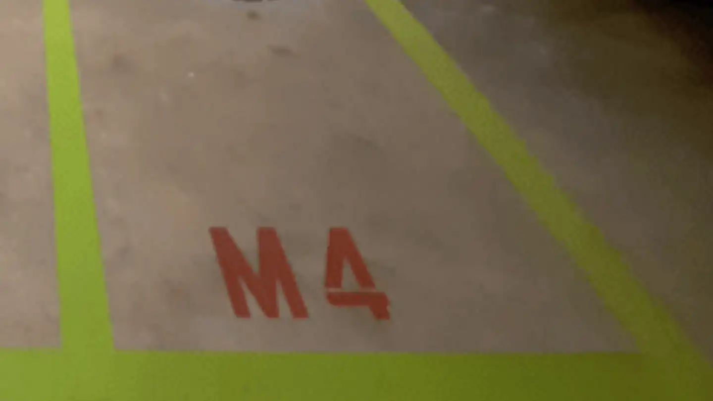 Parcheggio sotterraneo in affitto - In Der Gass 12, 8627 Grüningen