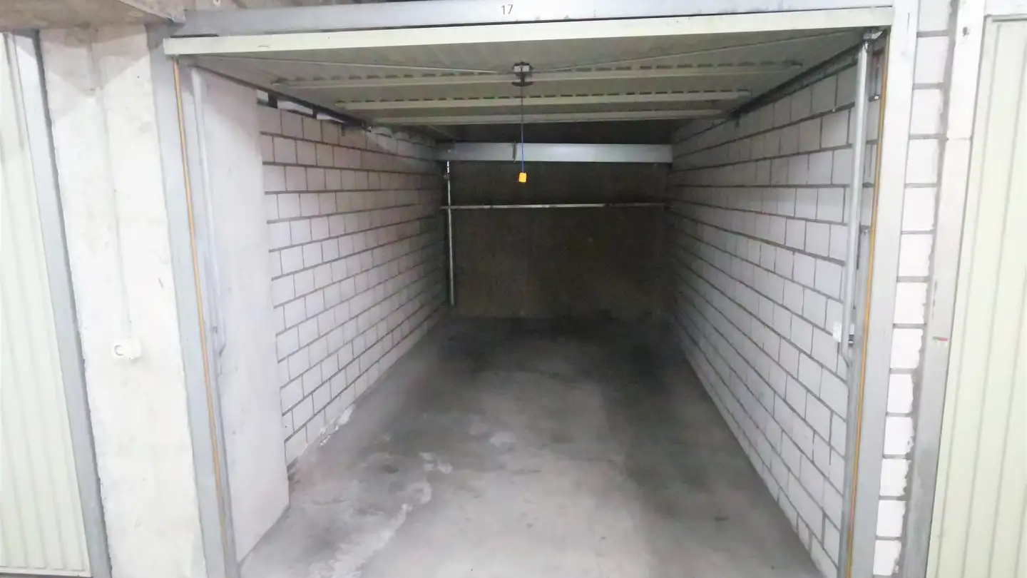 Single garage for rent - Erzgrubenweg, 5000 Aarau - Photo 3