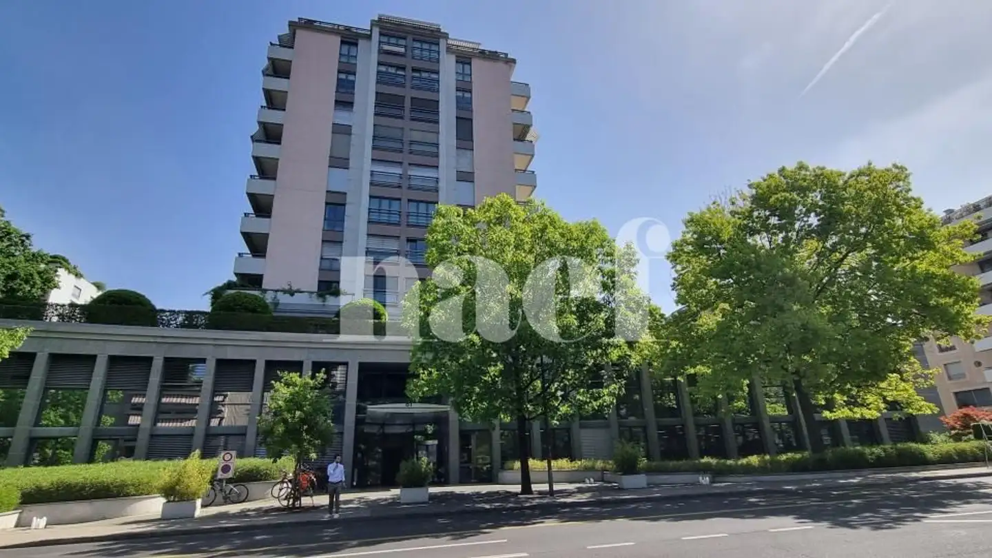 Garage individuel à louer - Route De Florissant 81, 1206 Genève
