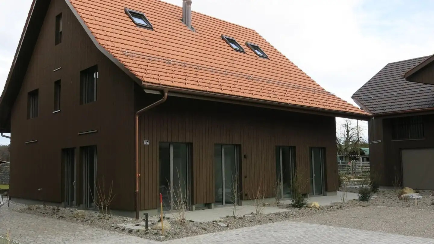 Maison jumelle à louer - Zürichstrasse 54, 8606 Nänikon