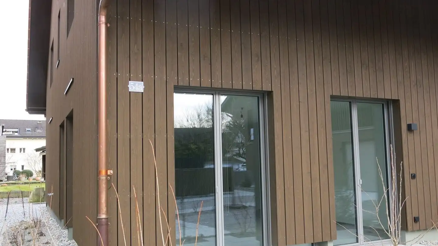 Maison jumelle à louer - Zürichstrasse 54, 8606 Nänikon - Photo 2