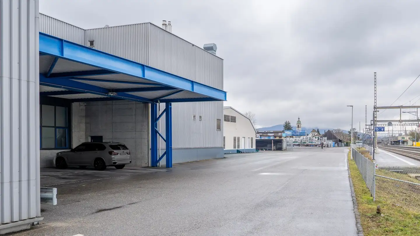 Commercial for rent - Bahnstrasse 18, 5102 Rupperswil - Photo 2