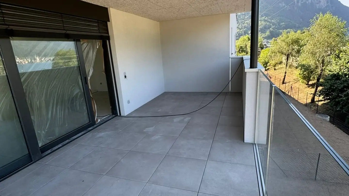 Duplex for sale - 6818 Melano - Photo 2