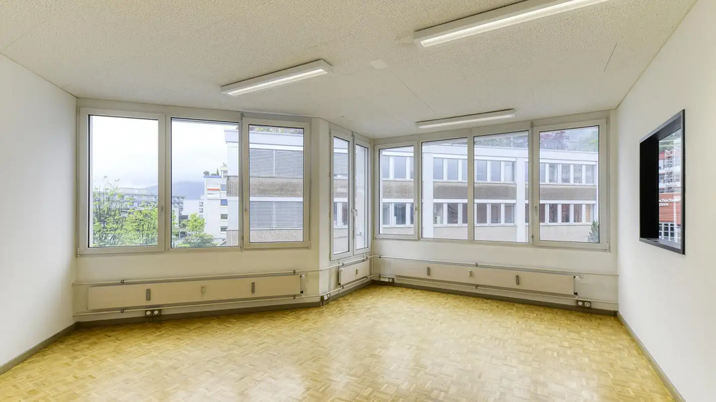 Gewerbe mieten - Ebenaustrasse 18, 6048 Horw - Foto 2