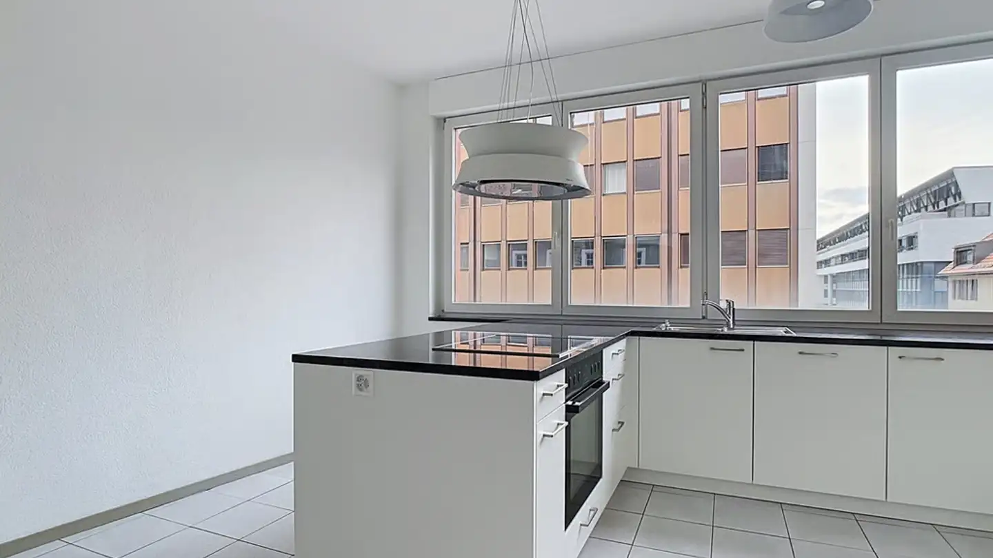 Apartment for rent - Rue Du Marché 3, 2300 La Chaux-de-Fonds - Photo 4