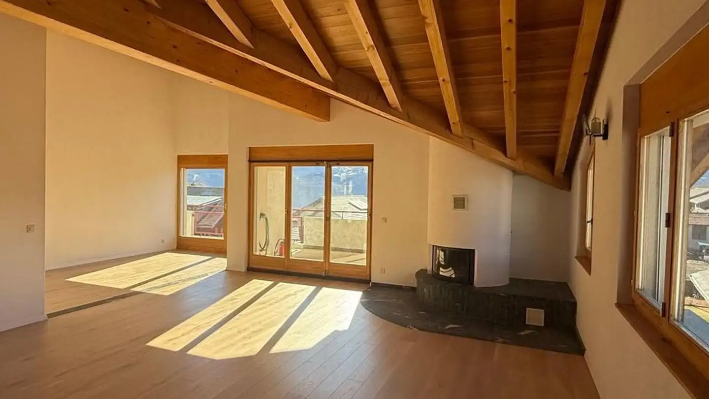 Attique à louer - Vae Plan Na, 1965 Savièse