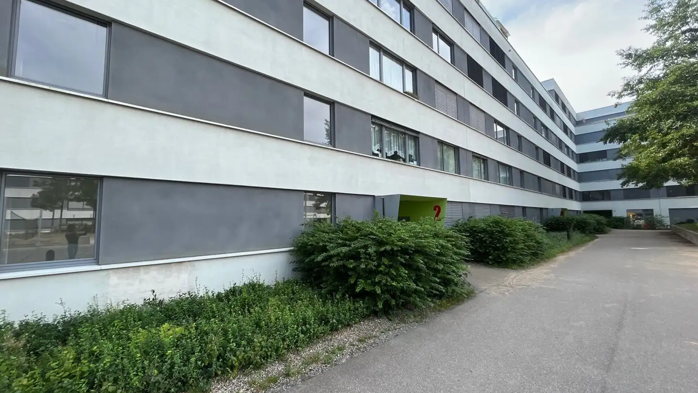 Appartement à louer - Engstringerstrasse, 8952 Schlieren - Photo 2