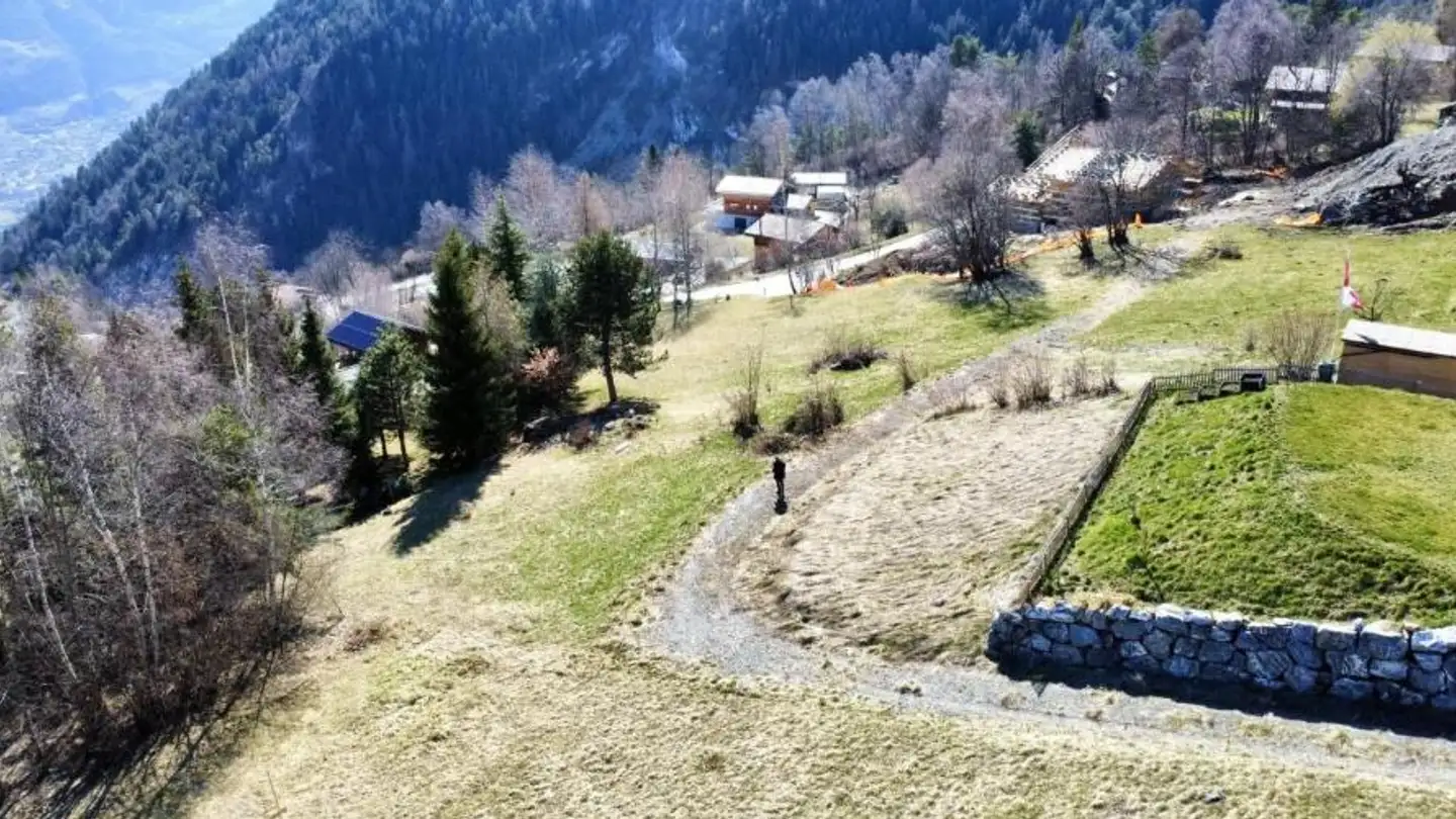 Constructible plot for sale - 1911 Ovronnaz