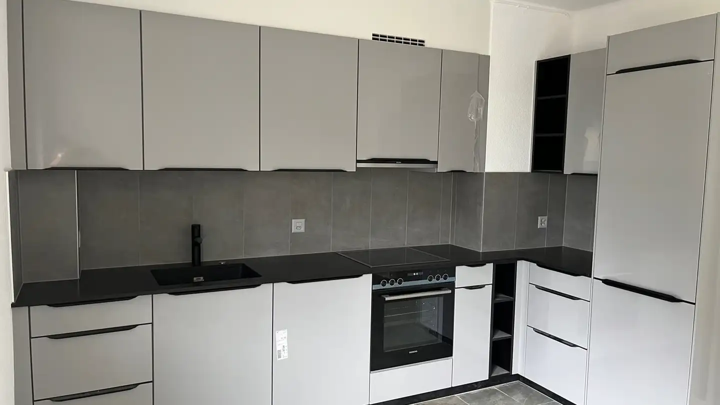 Appartement à louer - Rue De Bel-Air 22, 2732 Reconvilier - Photo 2