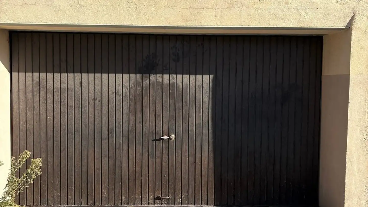 Double garage for rent - Route Du Simplon 12, 1957 Ardon