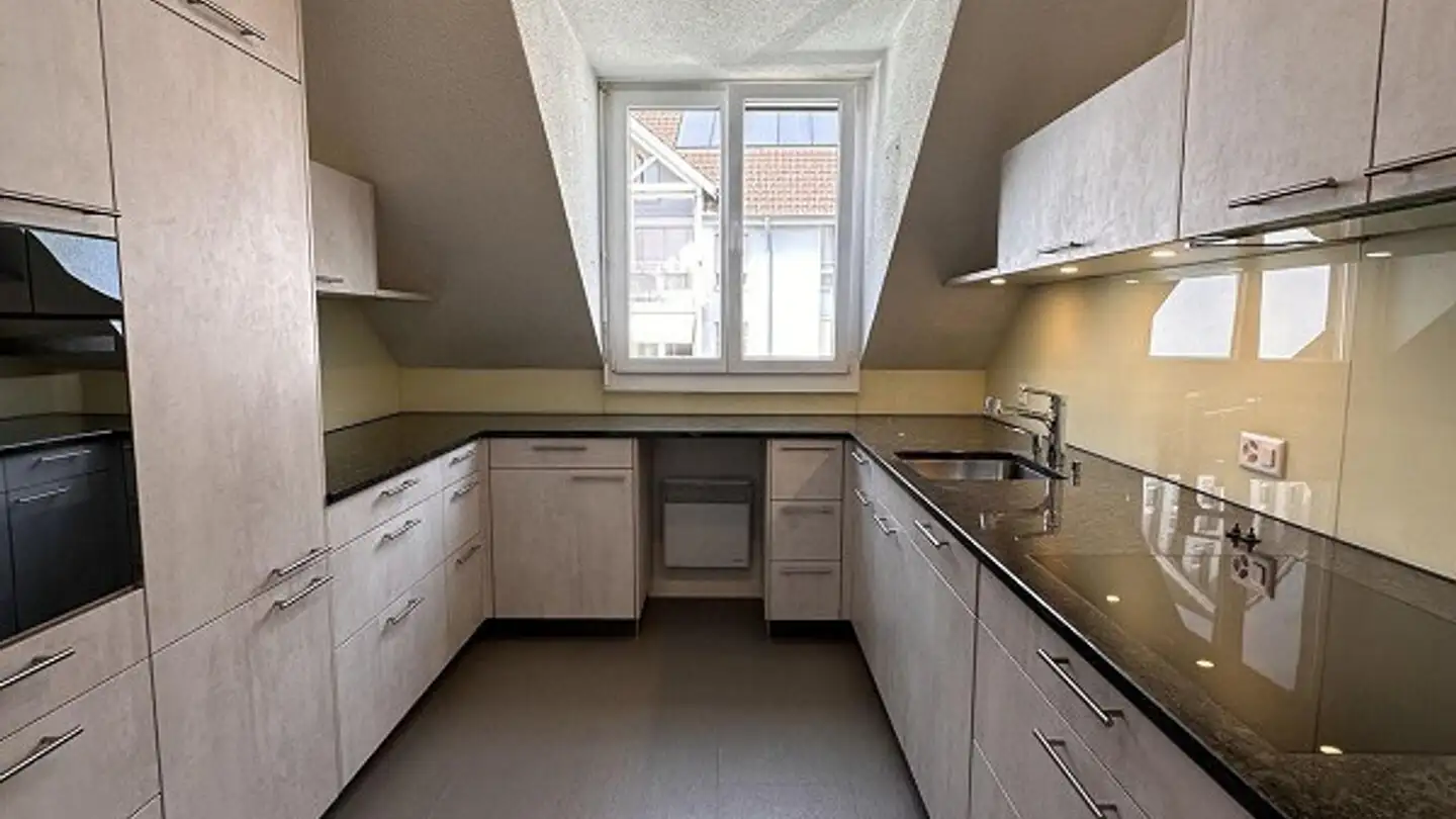 Dachgeschosswohnung mieten - Marktstrasse 9a, 5630 Muri AG - Foto 2