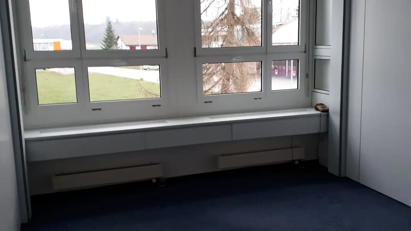 Bürofläche mieten - Bauelenzelgstrasse 20, 8193 Eglisau - Foto 4