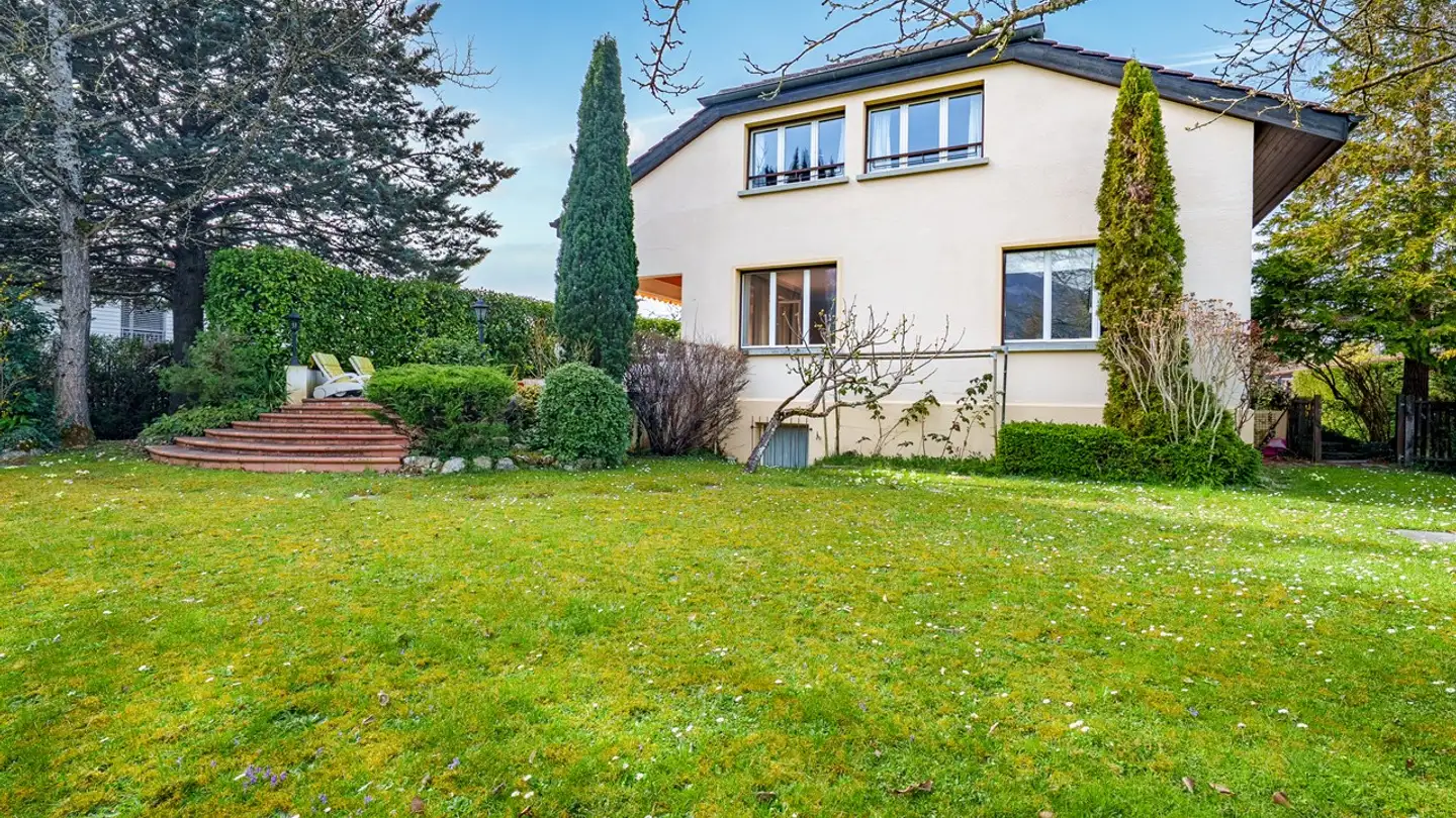 Villa for sale - 1234 Vessy