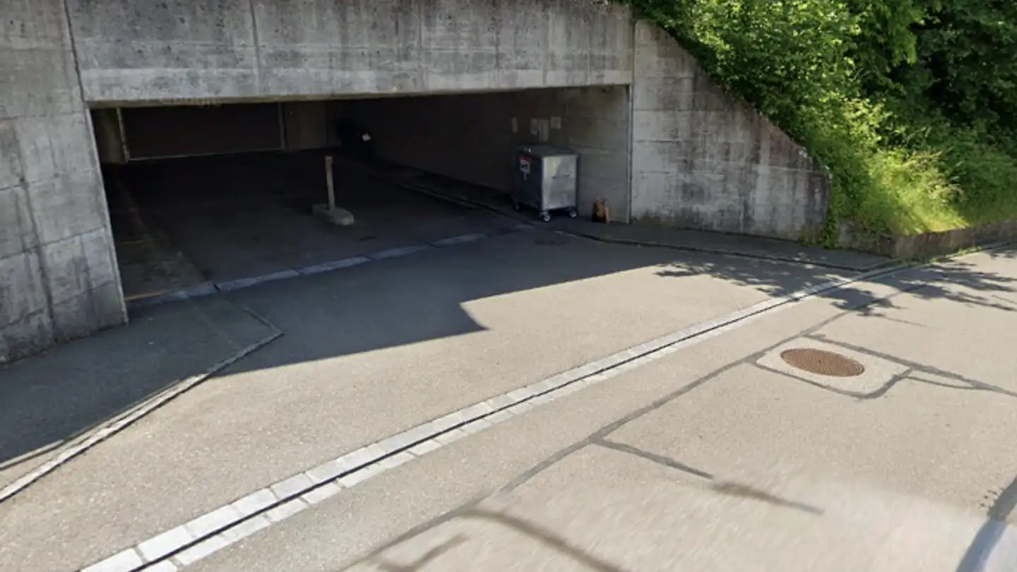 Parcheggio sotterraneo in affitto - Ochsengasse 11, 8462 Rheinau