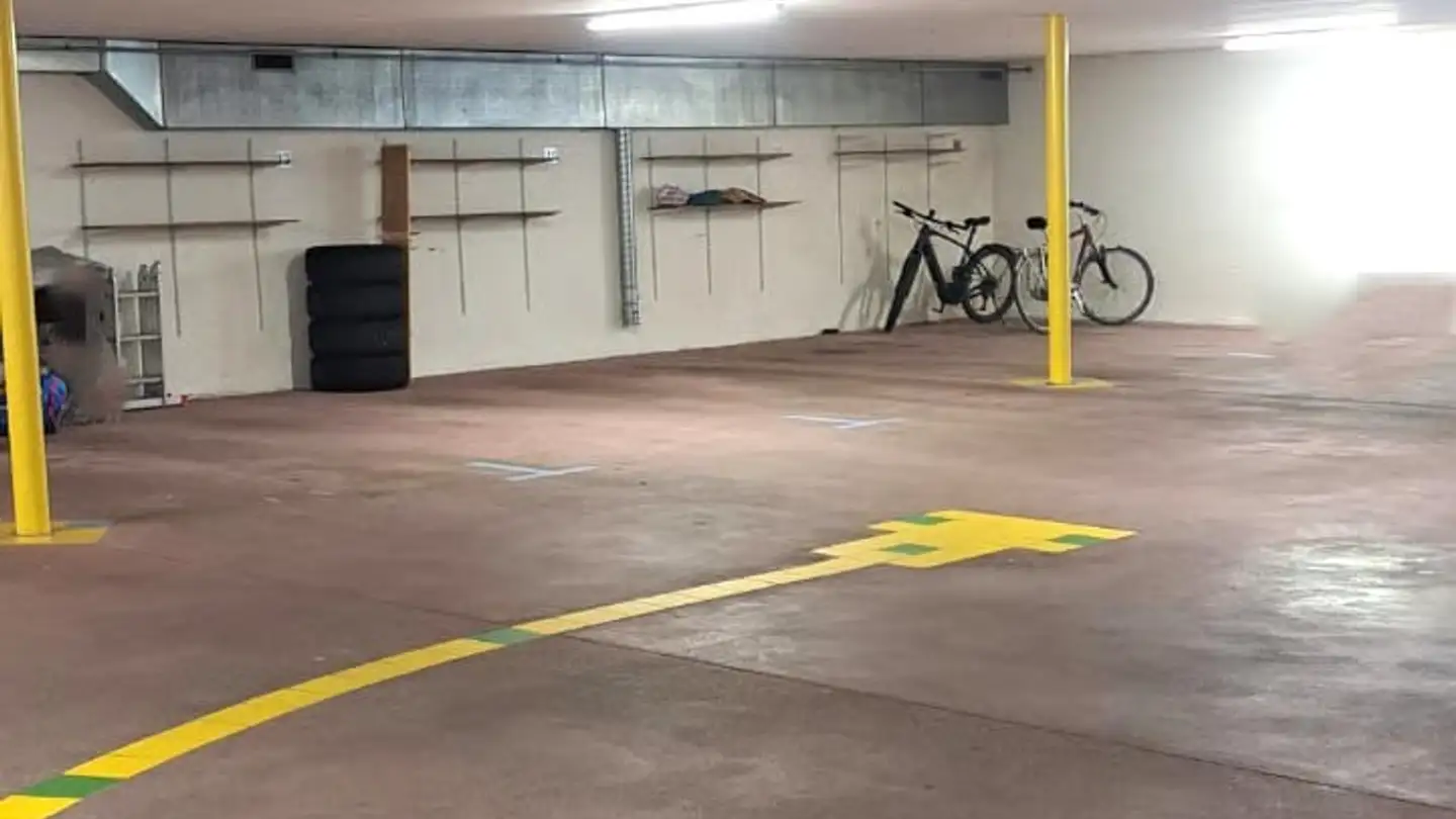 Parcheggio sotterraneo in affitto - Dorfstrasse 44, 8542 Wiesendangen