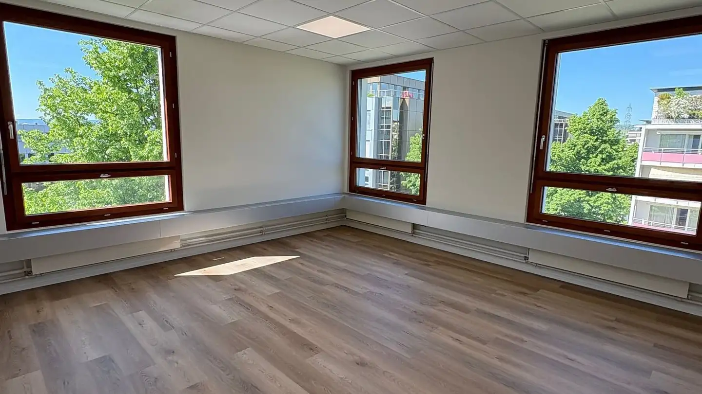 Spazio ufficio in affitto - Zugerstrasse 76b, 6340 Baar - Photo 2