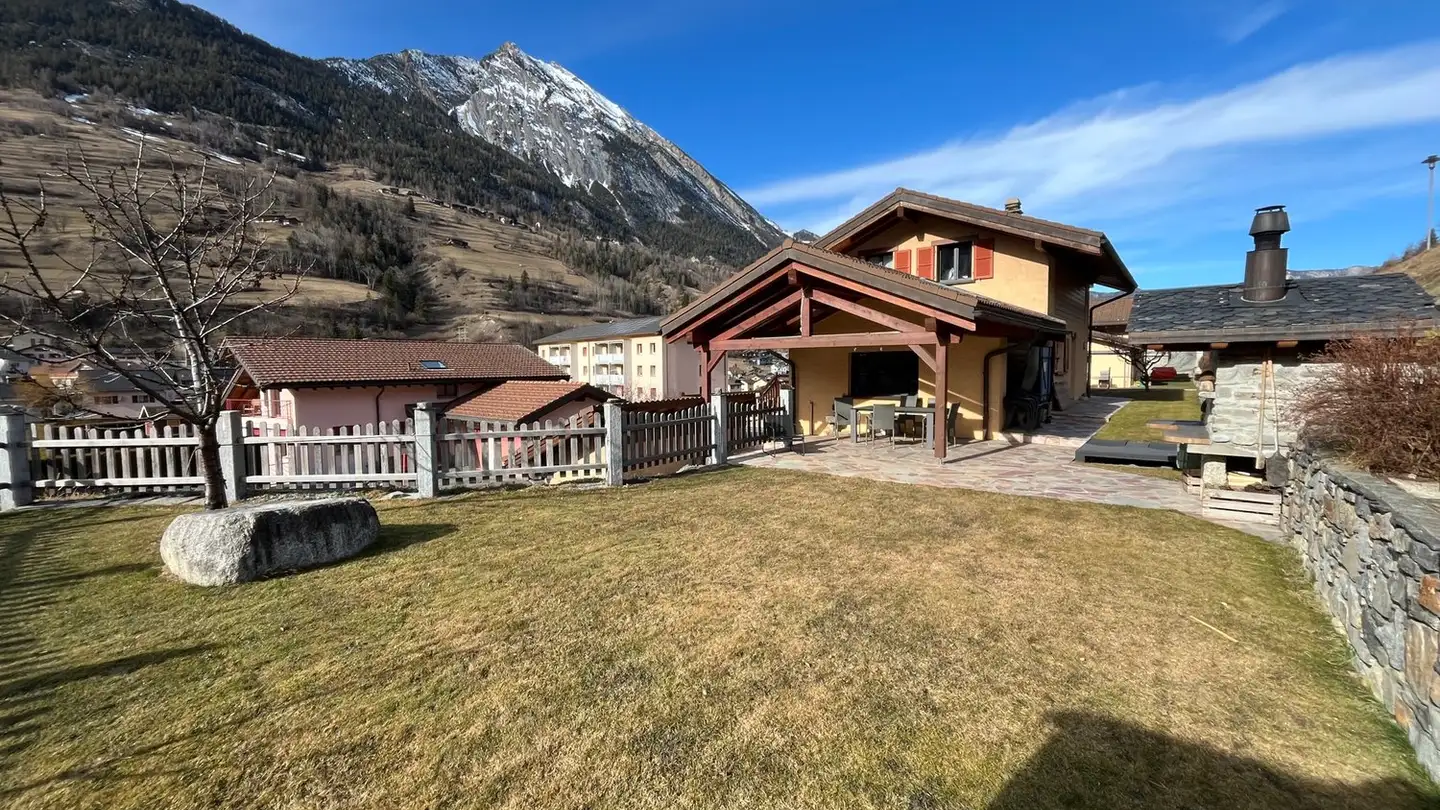 Single house for sale - 1937 Orsières