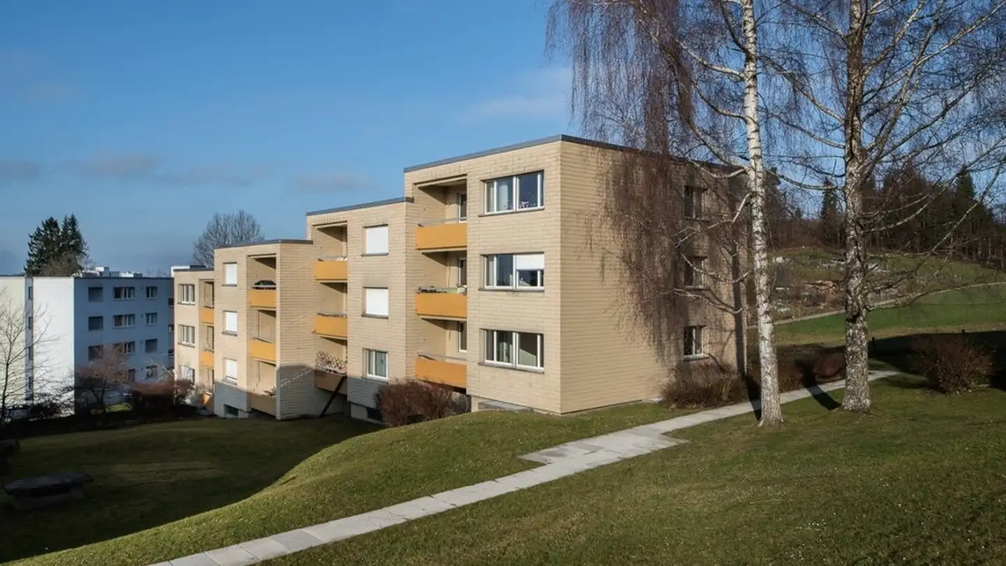Outdoor parking space for rent - Pfaffbergstrasse 6, 8330 Pfäffikon ZH