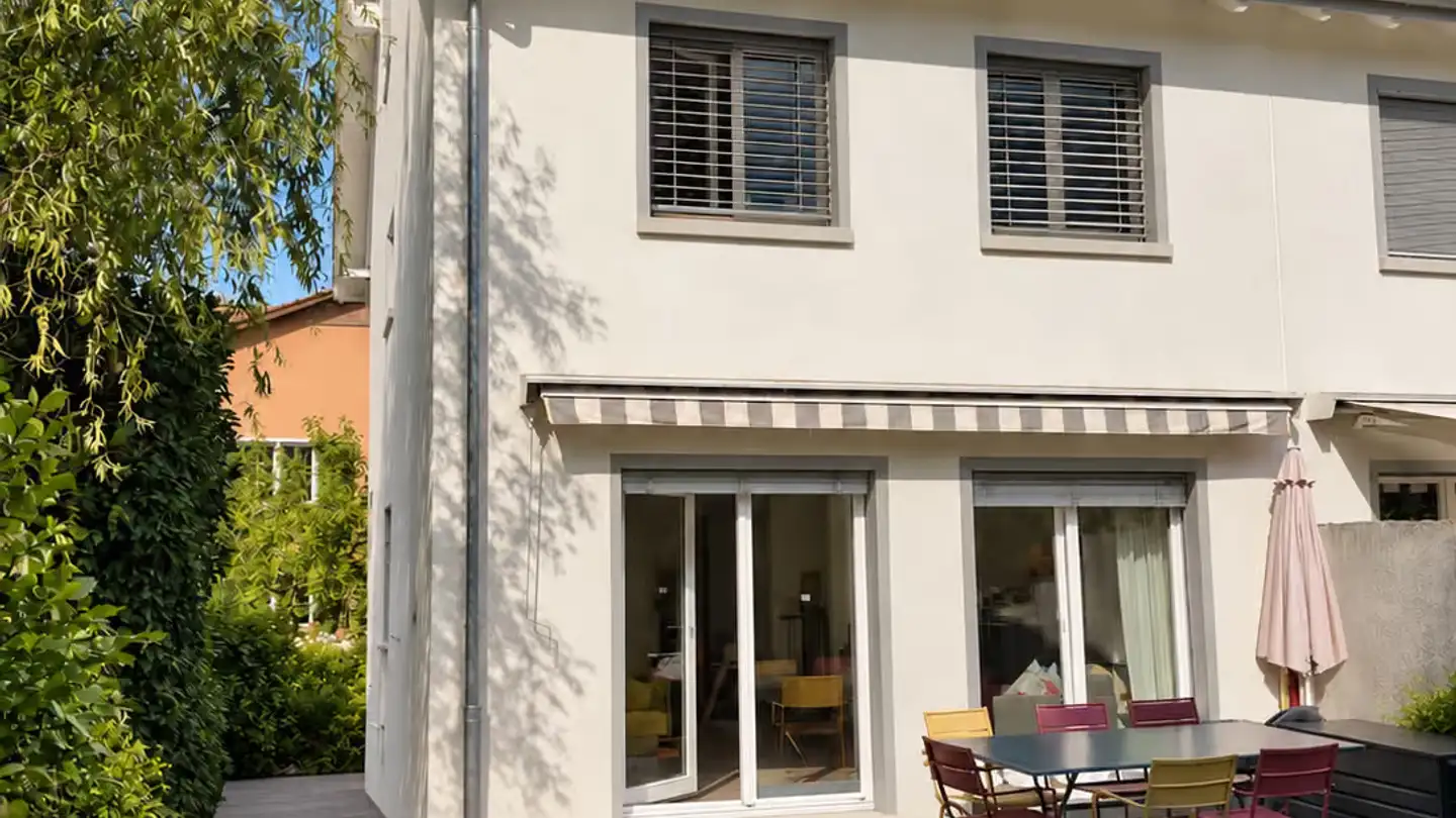 Row house for rent - Dreinepperstrasse 14c, 8708 Männedorf