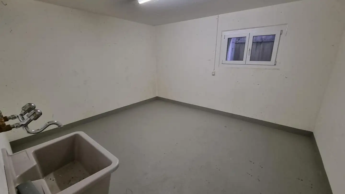 Workshop for rent - Holzrütistrasse 6g, 5443 Niederrohrdorf