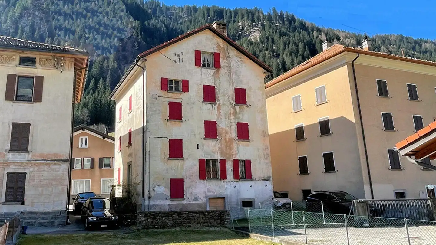 Immeuble résidentiel à vendre - 6777 Quinto