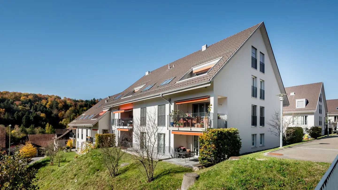 Appartement à louer - Üetlirain, 8143 Stallikon