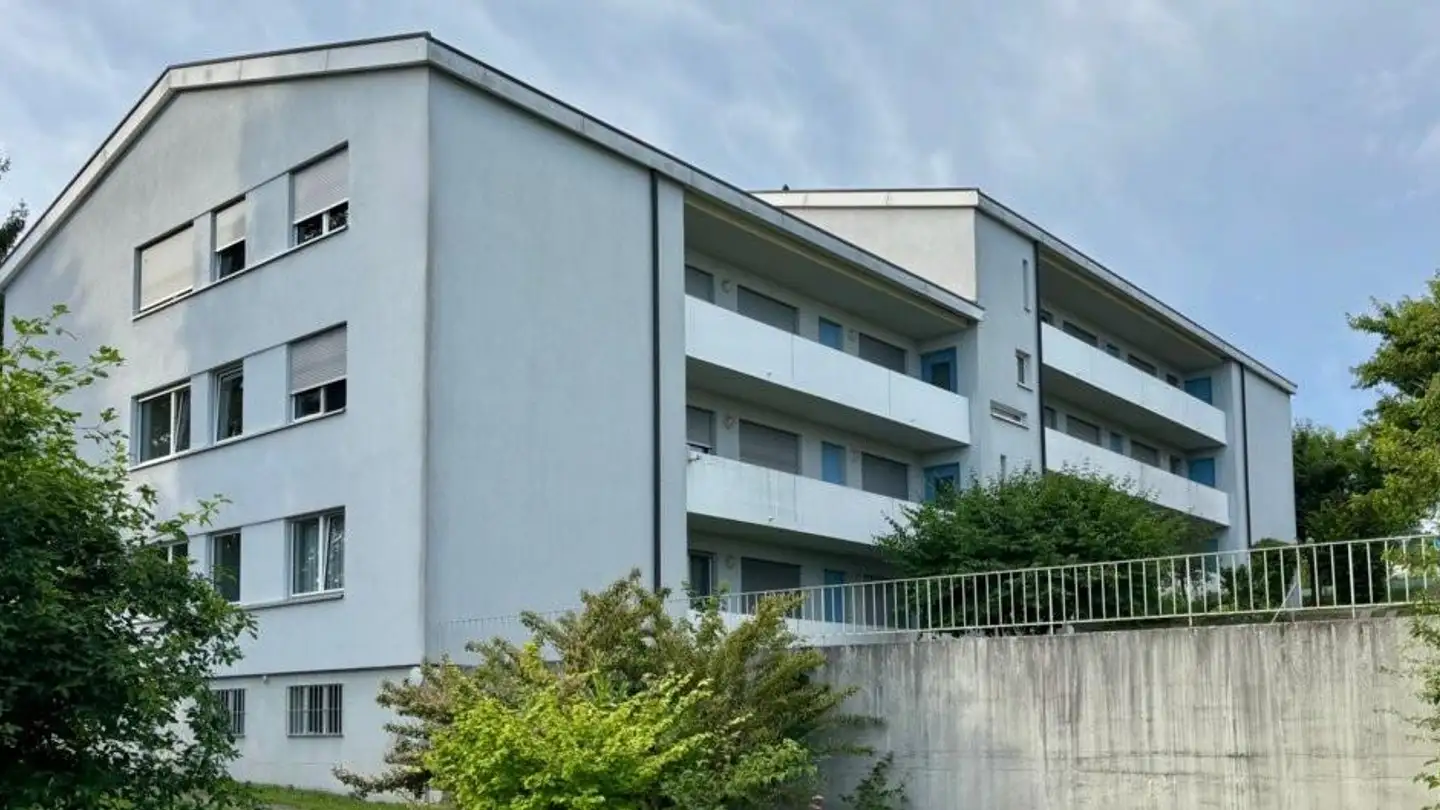 Wohnung mieten - Zürichstrasse 244, 8122 Binz