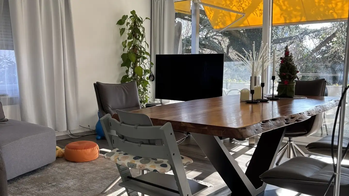 Appartamento in affitto - Grütstrasse 75, 8704 Herrliberg