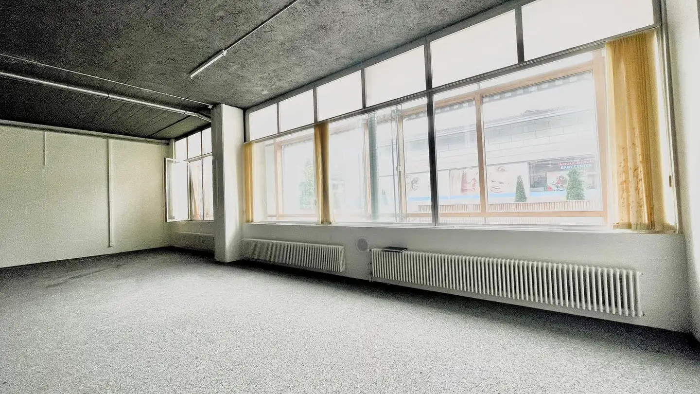 Edificio ad uso misto in affitto - Solothurnstrasse 49, 3322 Urtenen-Schönbühl - Foto 3
