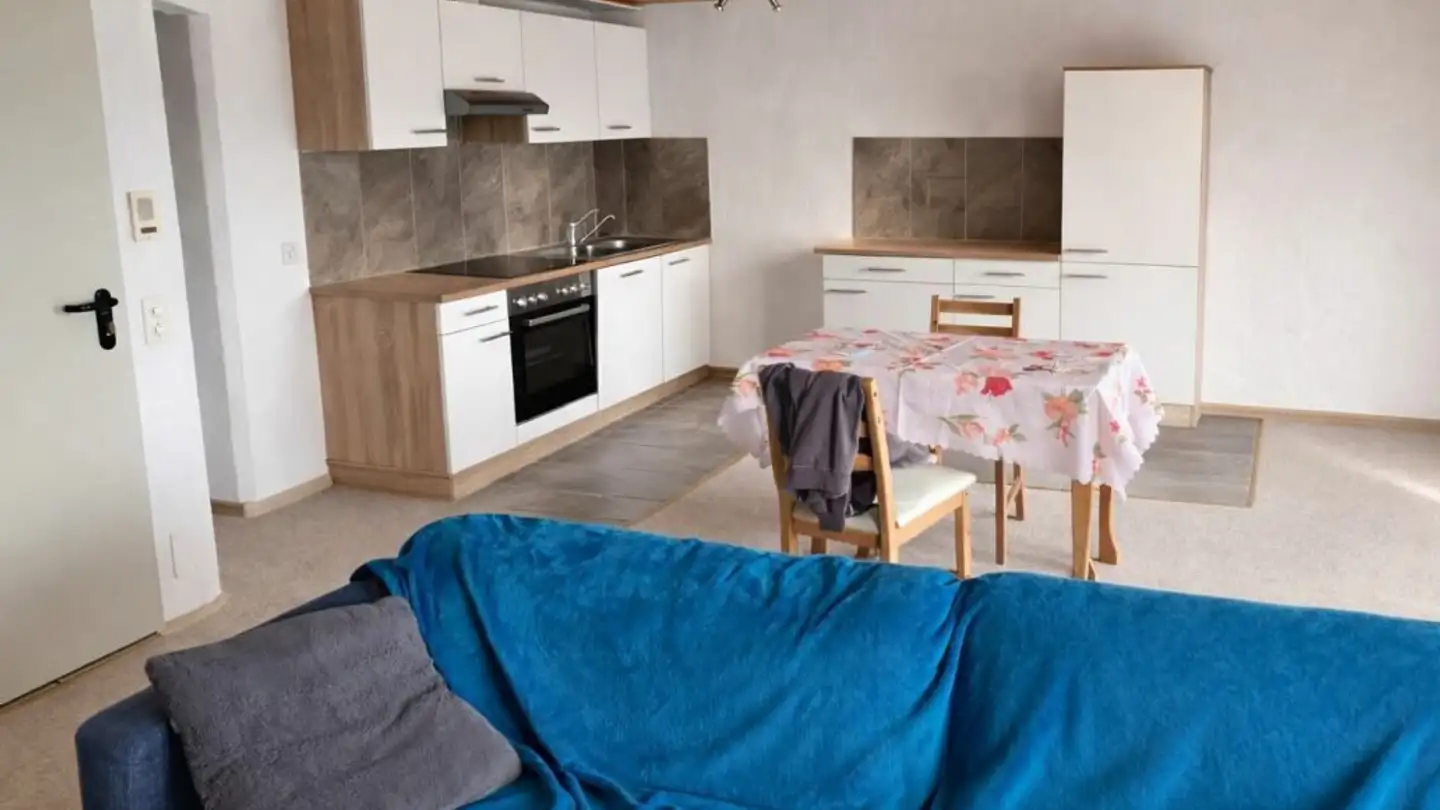 Wohnung mieten - Etzelstrasse, 8633 Wolfhausen - Foto 2