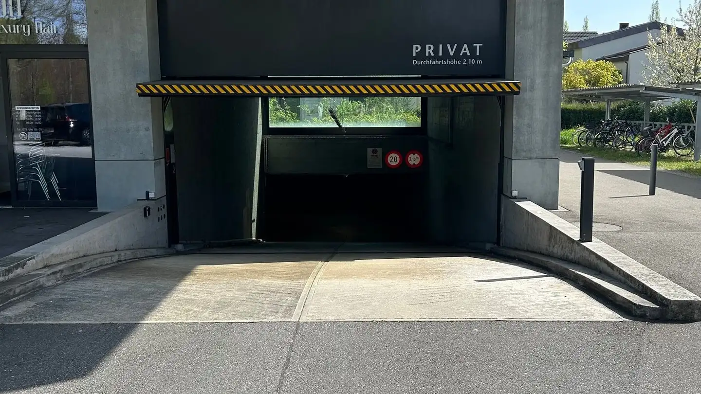 Place de parking souterraine à louer - Klosterzelgstrasse 1c, 5210 Windisch - Photo 3